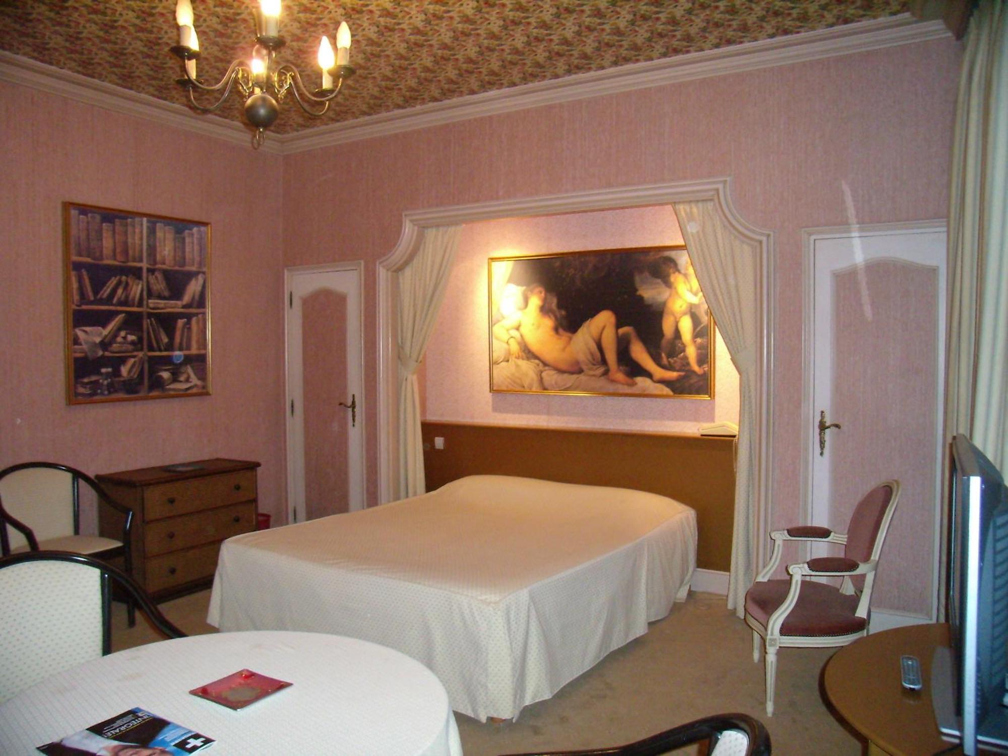 Hotel Chiffre Albi Exterior photo