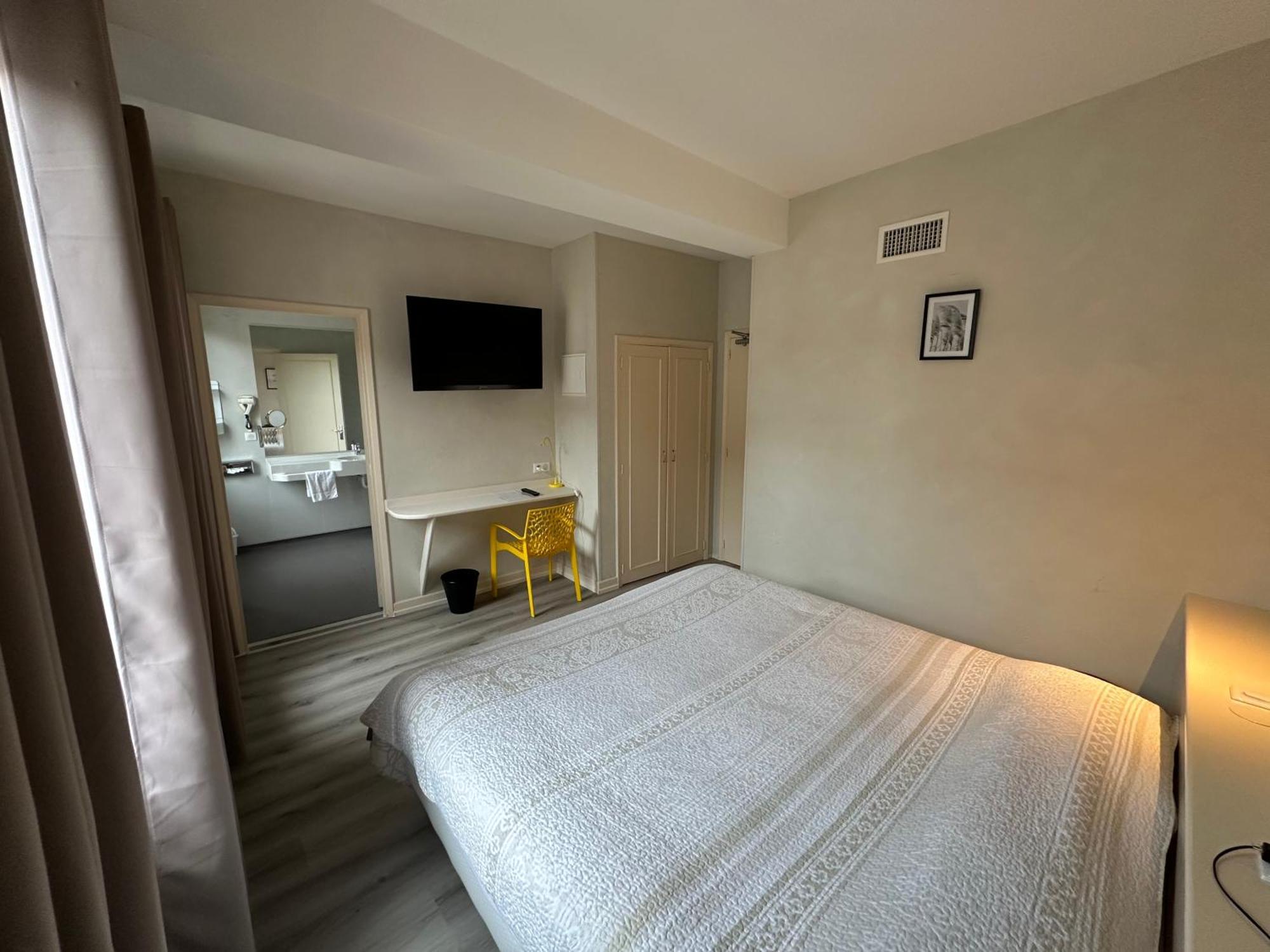 Hotel Chiffre Albi Room photo