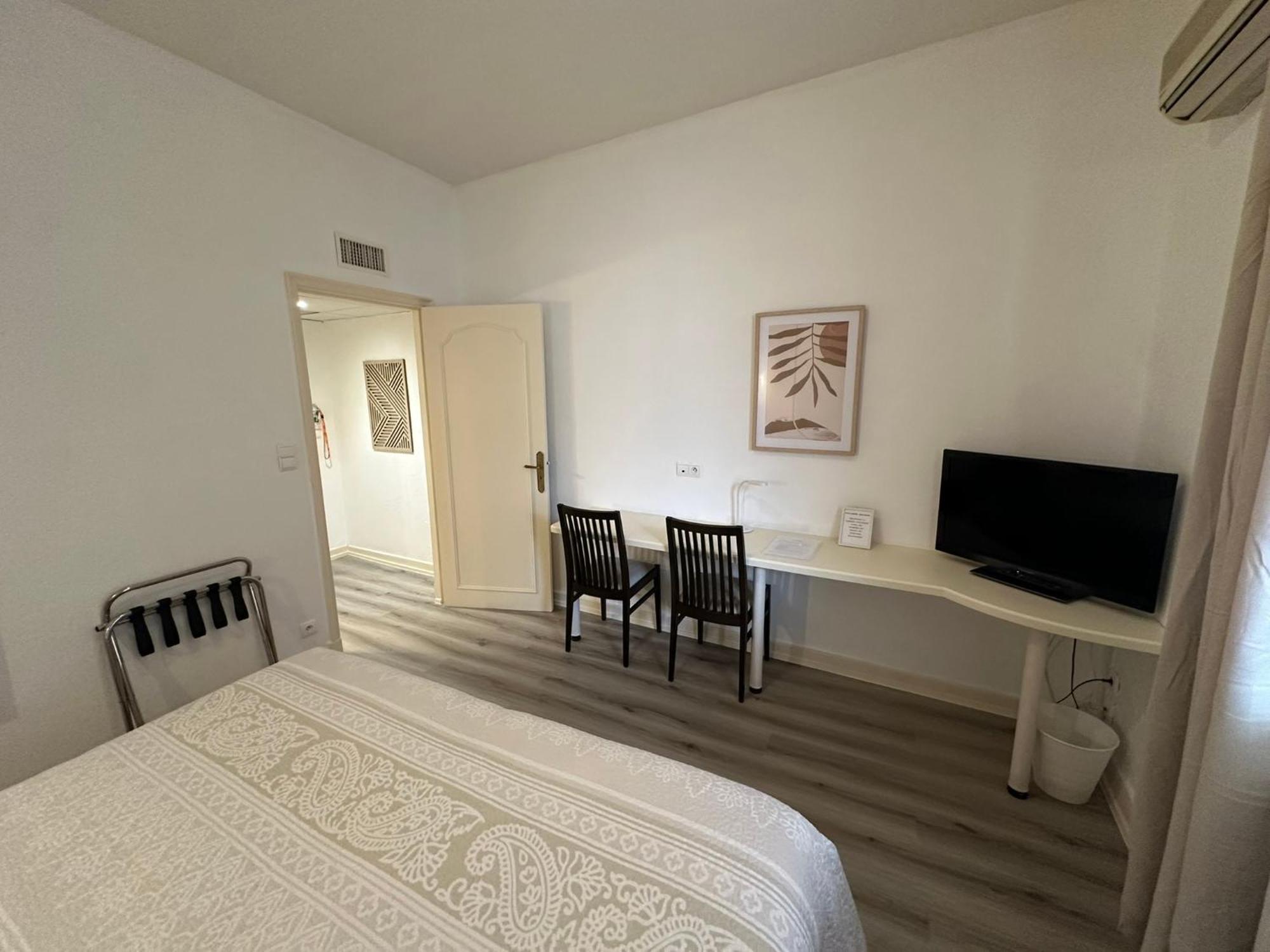 Hotel Chiffre Albi Exterior photo